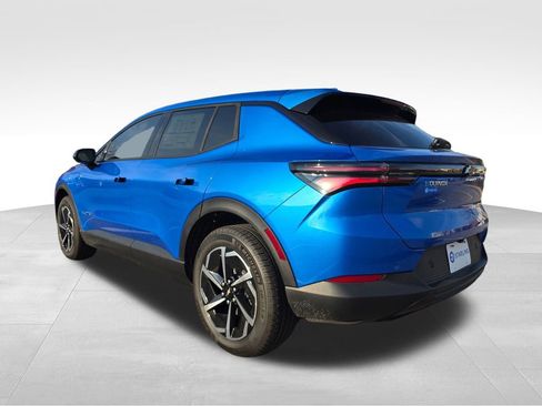 New 2026 Chevrolet Equinox EV LT image 4