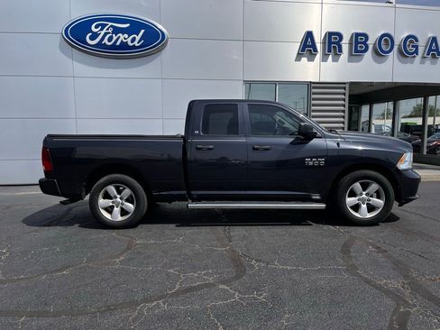 Used 2016 RAM 1500 Express RWD image 4