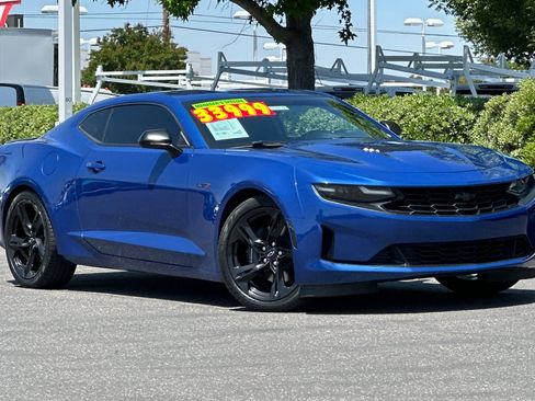 Used 2021 Chevrolet Camaro LT RWD image 2