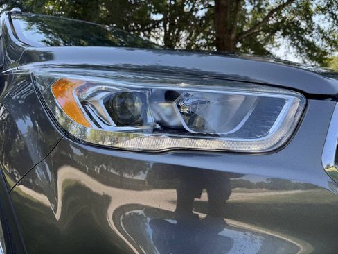 Used 2017 Ford Escape Titanium AWD/4WD image 11