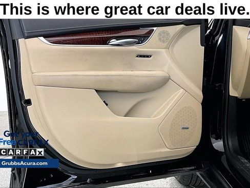Used 2018 Cadillac XT5 Luxury w/ Driver Awareness Package FWD image 22