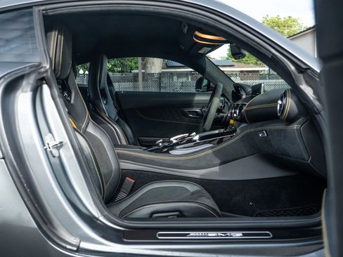 Used 2019 Mercedes-Benz AMG GT R image 46