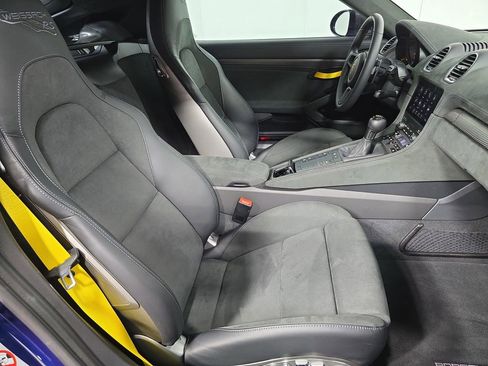 Certified 2025 Porsche 718 Cayman GT4 RS image 27