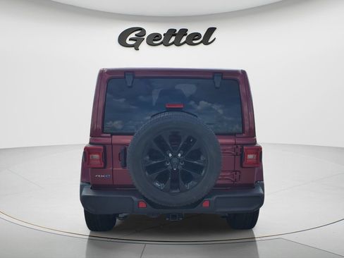 Used 2021 Jeep Wrangler Unlimited Sahara AWD/4WD image 4