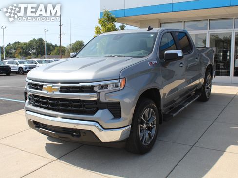 New 2026 Chevrolet Silverado 1500 LT w/ Z71 Off-Road Package image 8