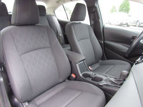 Certified 2024 Toyota Corolla LE image 18