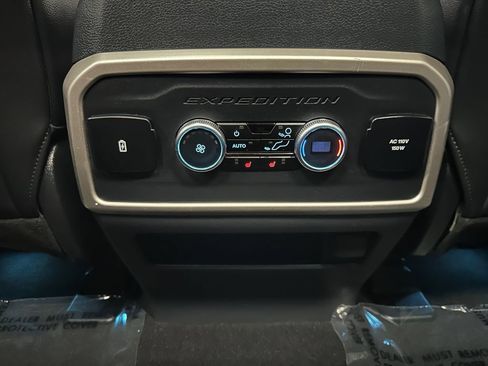 Used 2023 Ford Expedition Max Limited AWD/4WD image 24