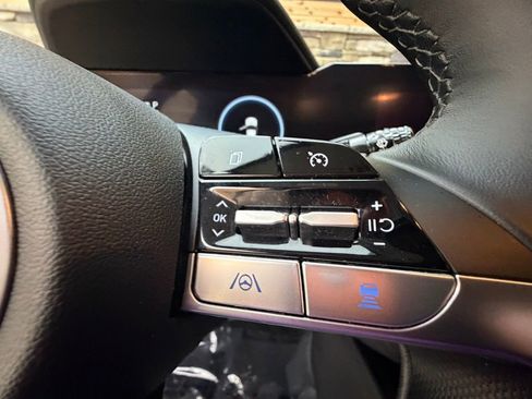 Certified 2023 Hyundai Elantra SEL w/ Convenience Package image 24