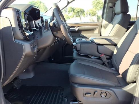 New 2026 Chevrolet Silverado 1500 LT w/ Safety Package RWD image 16