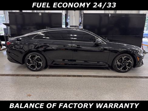 Used 2025 Kia K5 GT-Line w/ GT-Line Premium Package image 2