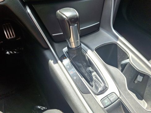 Used 2018 Honda Accord Sport image 15