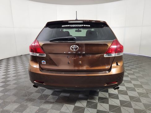 Used 2014 Toyota Venza LE w/ LE Convenience Package image 6