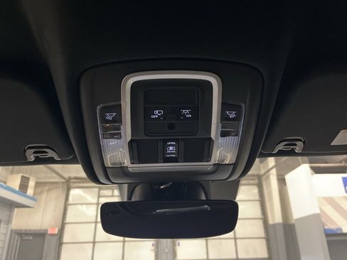 Used 2021 RAM 1500 Sport image 29