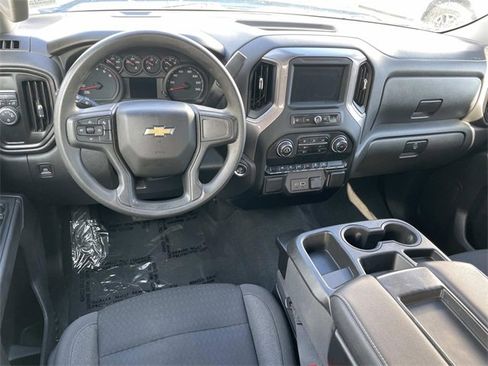 Used 2022 Chevrolet Silverado 1500 Custom image 7