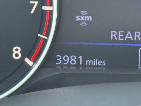 Used 2025 Nissan Altima 2.5 SV FWD image 25