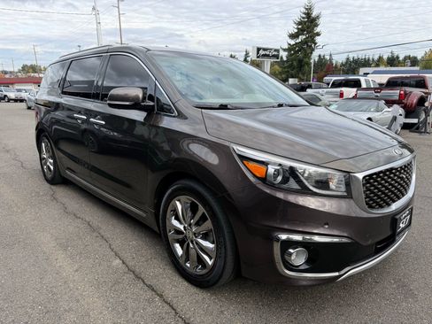 Used 2016 Kia Sedona SX Limited w/ Option Group 030 image 3