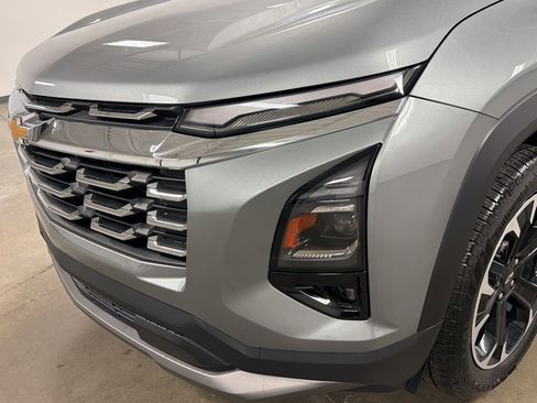 New 2026 Chevrolet Equinox LT FWD image 10