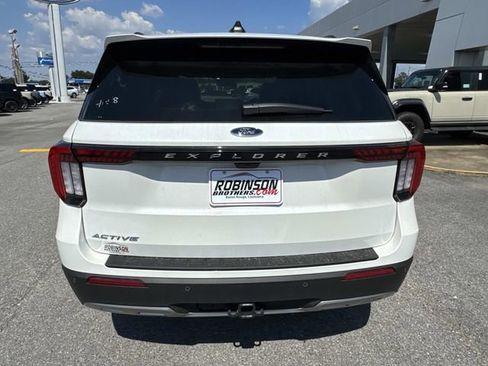 New 2025 Ford Explorer Active w/ Active Comfort Package image 6