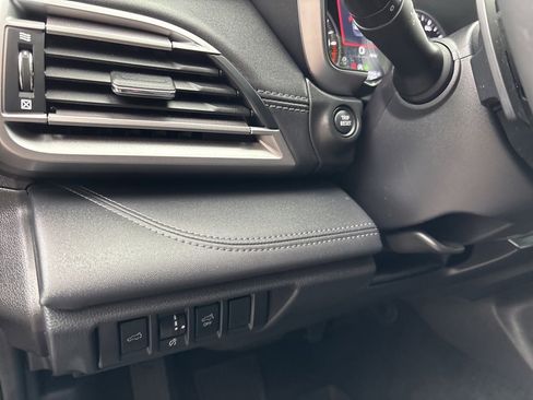 Used 2023 Subaru Outback Touring XT image 12