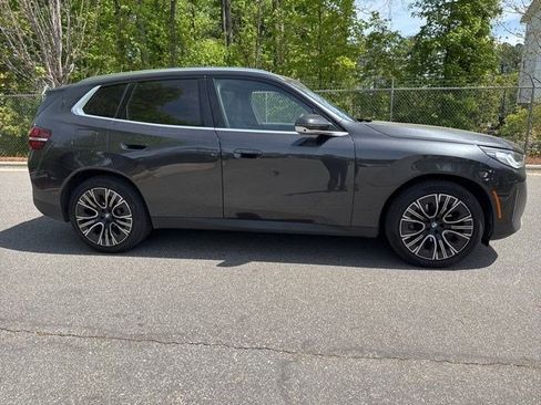 Certified 2025 BMW X3 xDrive30i w/ Premium Package image 4