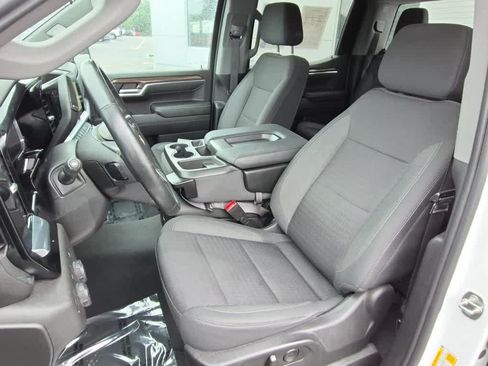Used 2023 Chevrolet Silverado 1500 LT AWD/4WD image 10