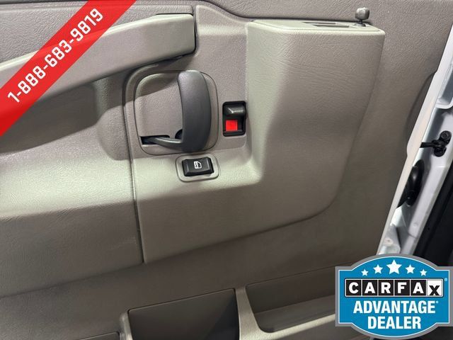 Used 2025 Chevrolet Express 2500 RWD image 15