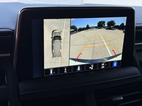 Used 2024 Chevrolet Tahoe RST w/ Luxury Package RWD image 18