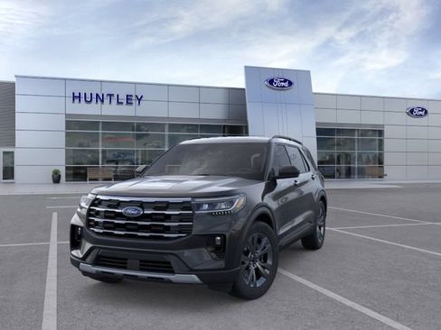 Certified 2026 Ford Explorer Active w/ Active Comfort Package AWD/4WD image 2