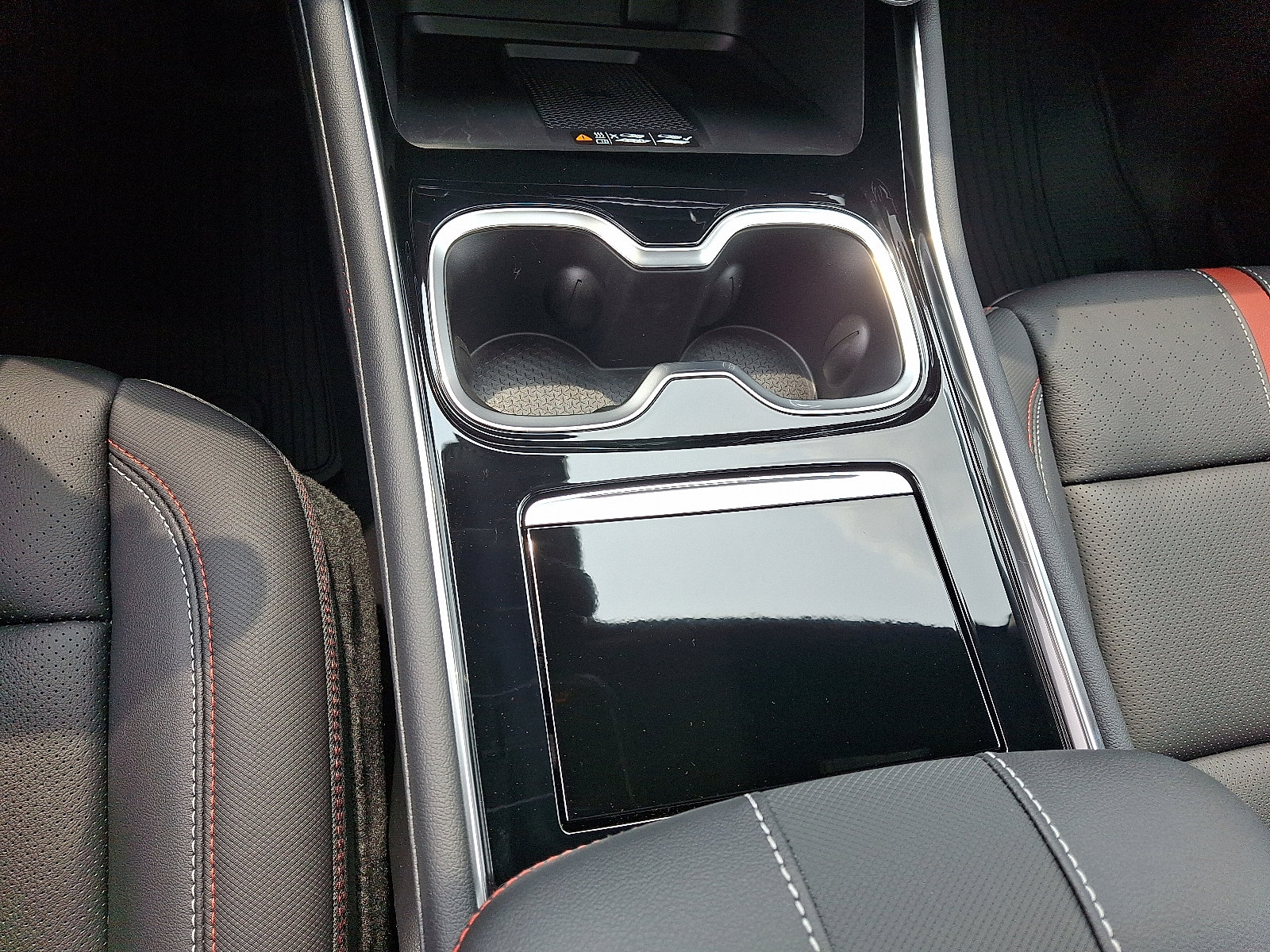 New 2026 Chevrolet Traverse RS AWD/4WD image 7