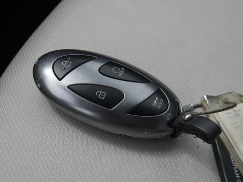 Used 2025 Hyundai Tucson SEL FWD image 13