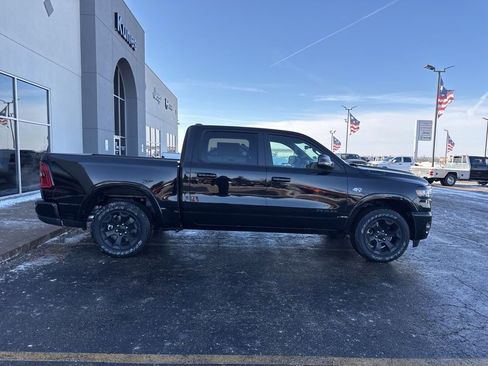 New 2026 RAM 1500 Big Horn AWD/4WD image 9