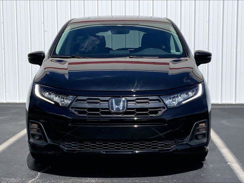 Used 2025 Honda Odyssey EX-L image 3