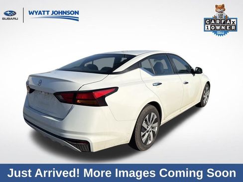 Used 2022 Nissan Altima 2.5 S image 10