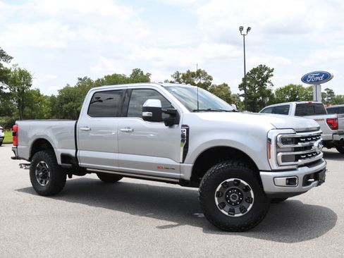 Used 2024 Ford F250 Platinum w/ Tremor Off-Road Package AWD/4WD image 1