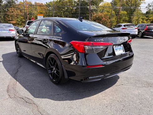 Used 2024 Honda Civic Sport image 5