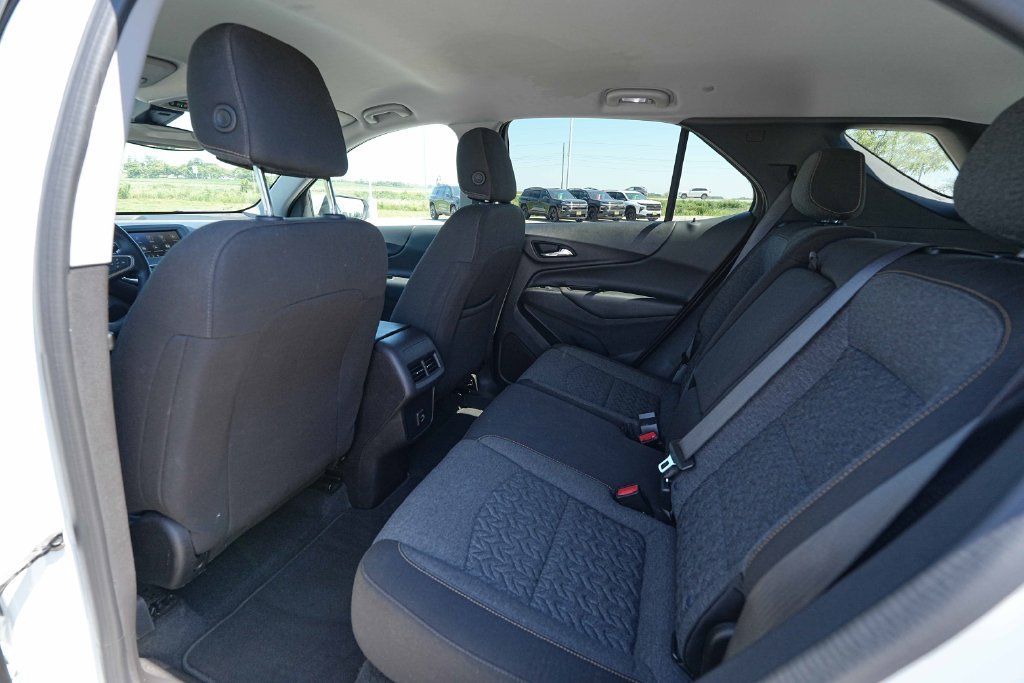 Used 2024 Chevrolet Equinox LT AWD/4WD image 19
