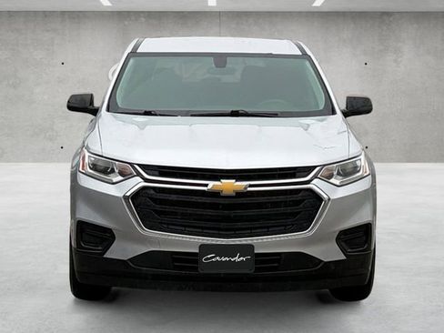 Used 2021 Chevrolet Traverse LS FWD image 18