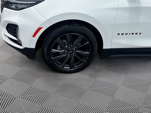 Used 2022 Chevrolet Equinox RS w/ RS Leather Package FWD image 34