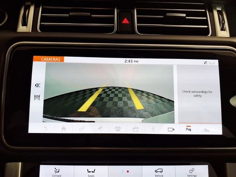 Used 2022 Land Rover Range Rover Westminster Edition image 19