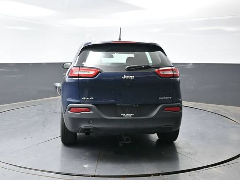 Used 2016 Jeep Cherokee Sport AWD/4WD image 11