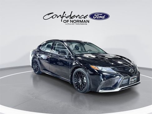 Used 2024 Toyota Camry XSE image 11