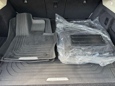 Used 2023 Land Rover Range Rover SE AWD/4WD image 75