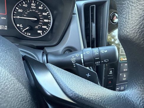 Used 2025 Subaru Crosstrek 2.0i Premium image 34