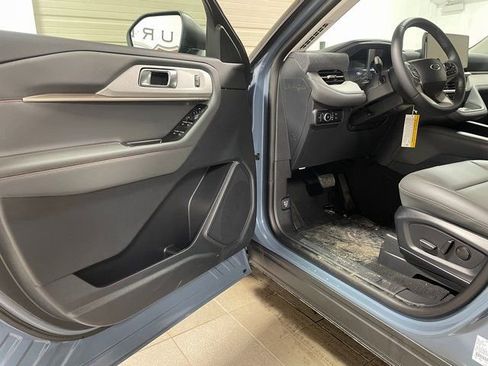 New 2026 Ford Explorer Active w/ Active Comfort Package AWD/4WD image 10