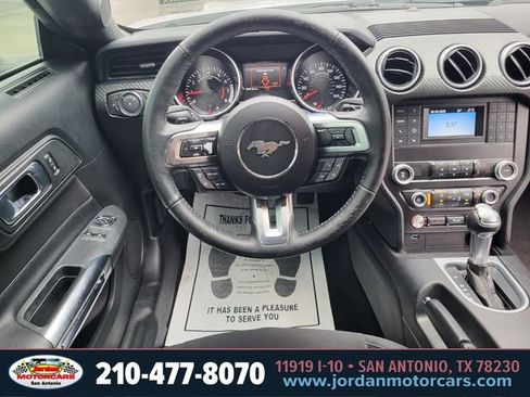 Used 2020 Ford Mustang Coupe RWD image 13