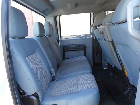 Used 2016 Ford F250 XL w/ Power Equipment Group AWD/4WD image 26