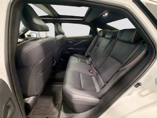 Certified 2025 Toyota Crown Platinum AWD/4WD image 20