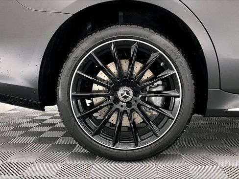 New 2026 Mercedes-Benz S 500 4MATIC image 9