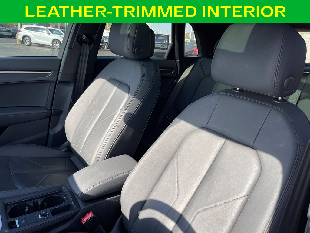 Used 2024 Audi Q3 2.0T Premium w/ Convenience Package AWD/4WD image 14