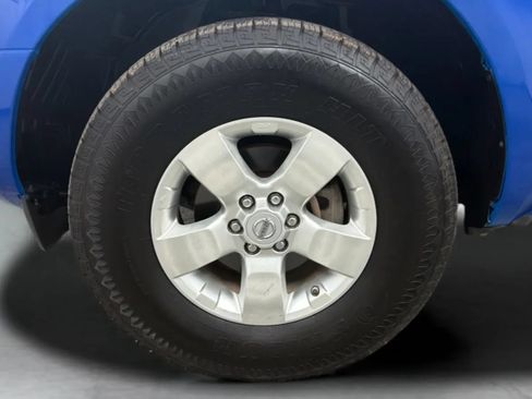 Used 2012 Nissan Frontier SV AWD/4WD image 27